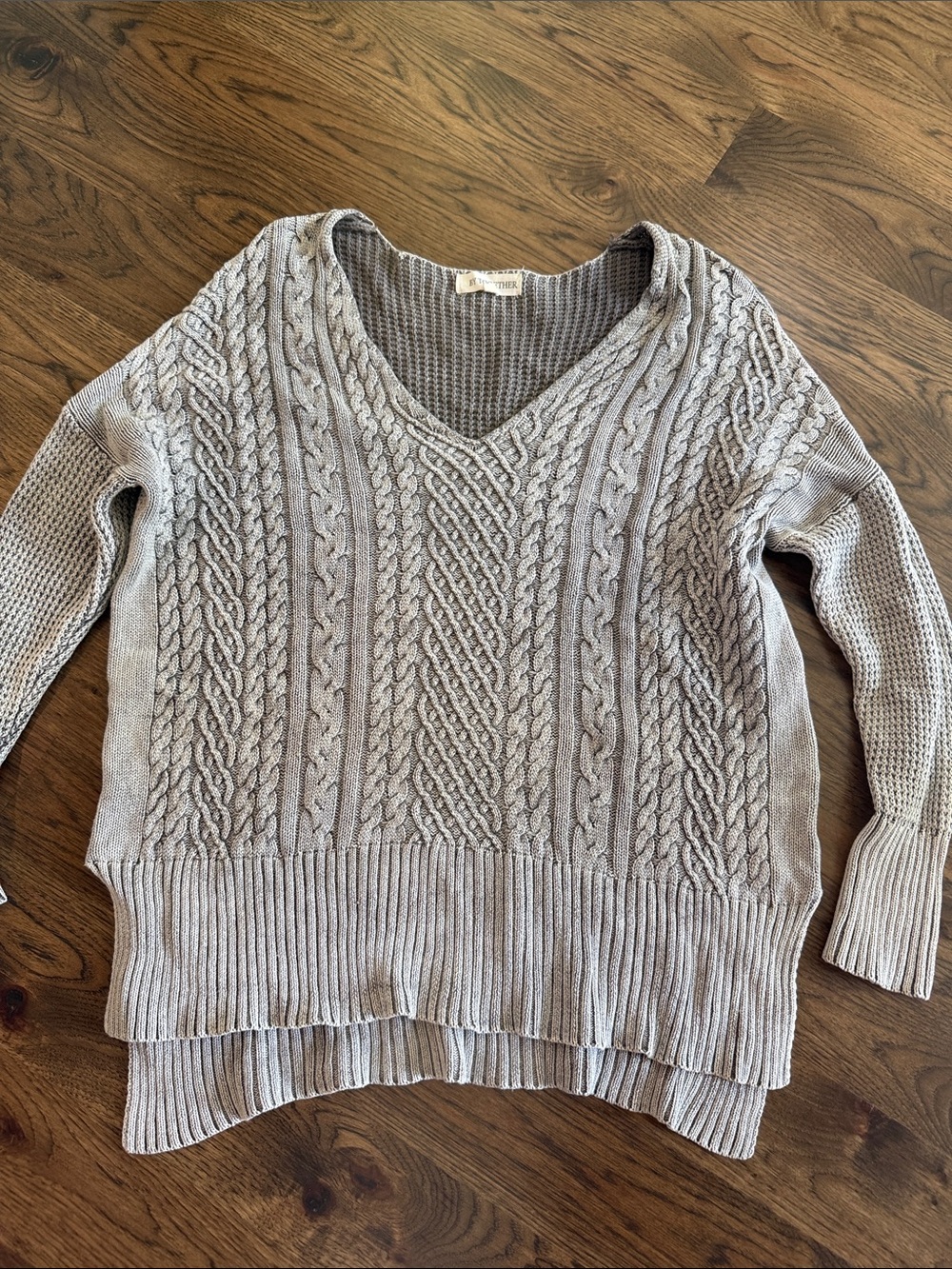 By Together Light Gray Cable Knit V-Neck Sweater Size M/L